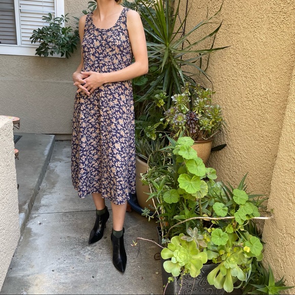 Vintage black Manolo Blahnik booties - Picture 4 of 16